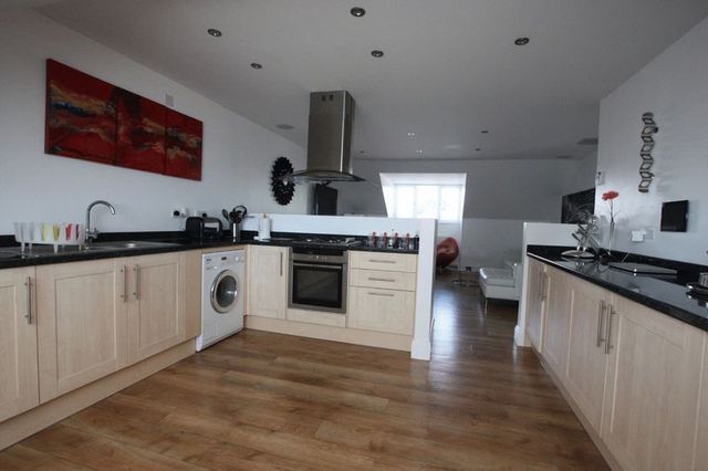  Image of 2 bedroom Flat for sale in Corporation Road Beverley HU17 at Corporation Road  Beverley, HU17 9HG