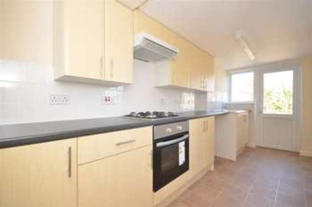  Image of 1 bedroom Ground Flat for sale in Cottage Grove Southsea PO5 at Southsea Hampshire Southsea, PO5 1EH