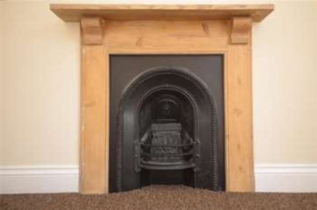  Image of 1 bedroom Ground Flat for sale in Cottage Grove Southsea PO5 at Southsea Hampshire Southsea, PO5 1EH