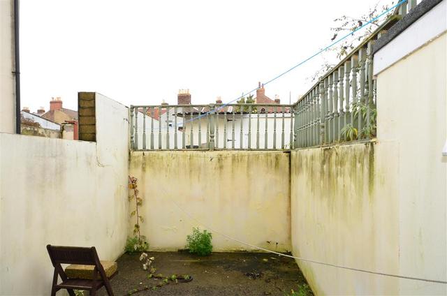  Image of 2 bedroom Flat for sale in Cottage Grove Southsea PO5 at Southsea Hampshire Southsea, PO5 1AH