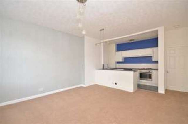  Image of 1 bedroom Apartment for sale in Cottage Grove Southsea PO5 at Southsea Hampshire Southsea, PO5 1EH