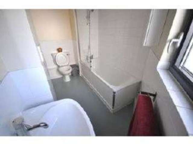  Image of 1 bedroom Apartment to rent in Cottage Road London N7 at Cottage Road  London, N7 8TP