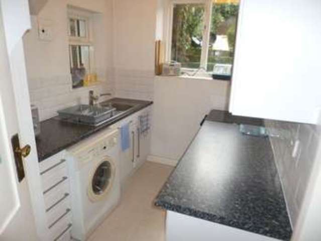  Image of 1 bedroom Apartment to rent in The Hermitage Richmond TW10 at The Hermitage  Surrey, TW10 6SH