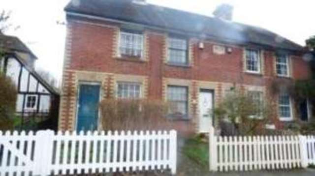  Image of 3 bedroom Detached house for sale in Upper Street Leeds Maidstone ME17 at Upper Street Leeds Leeds, ME17 1RU