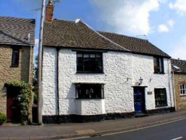  Image of 3 bedroom Semi-Detached house for sale in Coxwell Street Faringdon SN7 at Coxwell Street  Faringdon, SN7 7EA