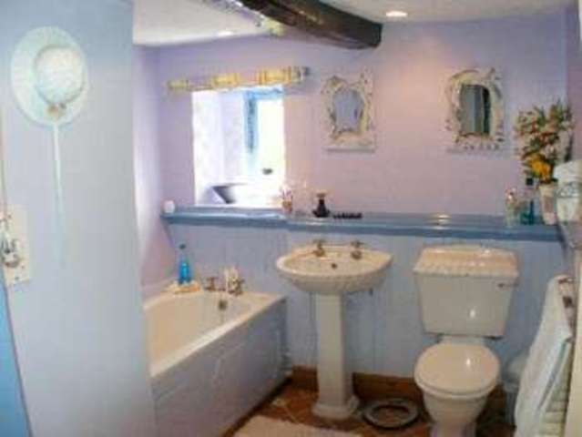  Image of 3 bedroom Semi-Detached house for sale in Coxwell Street Faringdon SN7 at Coxwell Street  Faringdon, SN7 7EA