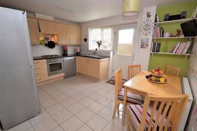  Image of 4 bedroom Detached house for sale in Cormorant Way Leighton Buzzard LU7 at Cormorant Way  Leighton Buzzard, LU7 4UY