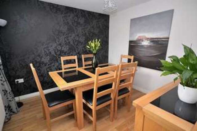  Image of 4 bedroom Detached house for sale in Cormorant Way Leighton Buzzard LU7 at Cormorant Way  Leighton Buzzard, LU7 4UY