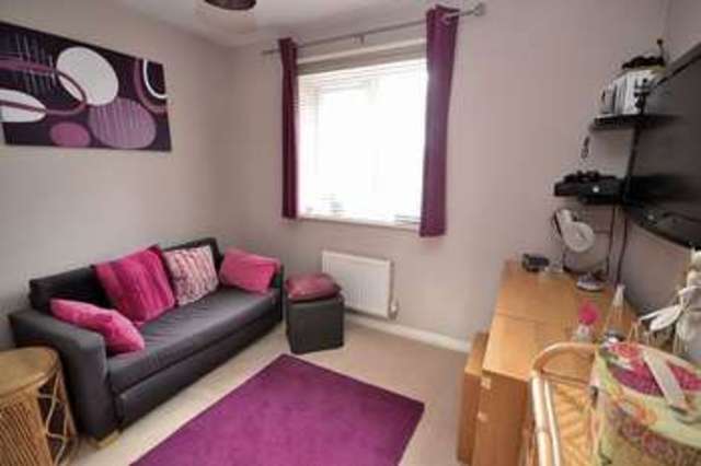  Image of 4 bedroom Detached house for sale in Cormorant Way Leighton Buzzard LU7 at Cormorant Way  Leighton Buzzard, LU7 4UY
