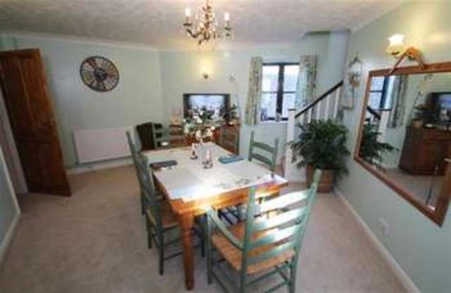  Image of 3 bedroom Detached house for sale in Upper Brighton Road Broadwater Worthing BN14 at Broadwater, BN14 9HU