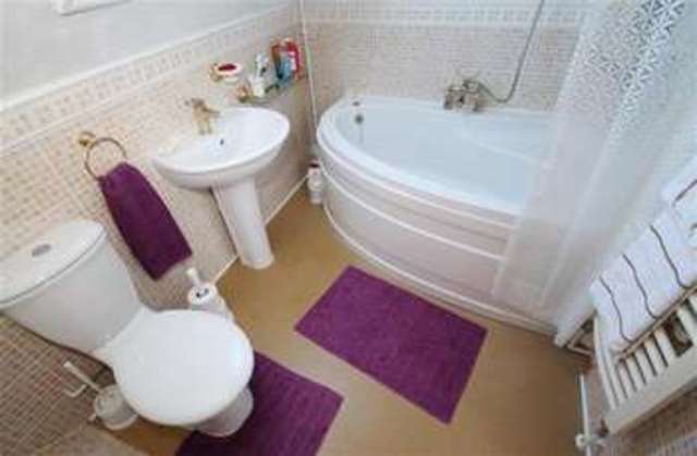  Image of 3 bedroom Detached house for sale in Upper Brighton Road Broadwater Worthing BN14 at Broadwater, BN14 9HU