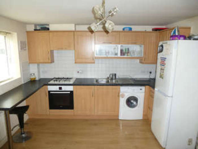  Image of 1 bedroom Apartment for sale in Peppercorn Way Dunstable LU6 at Dunstable, LU6 1EL