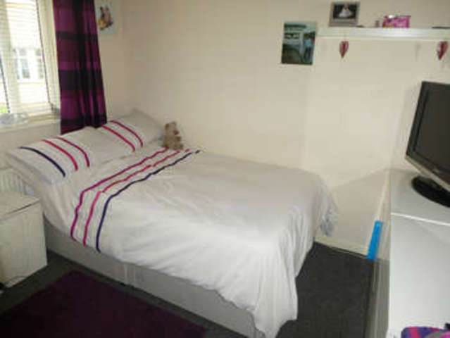  Image of 1 bedroom Apartment for sale in Peppercorn Way Dunstable LU6 at Dunstable, LU6 1EL