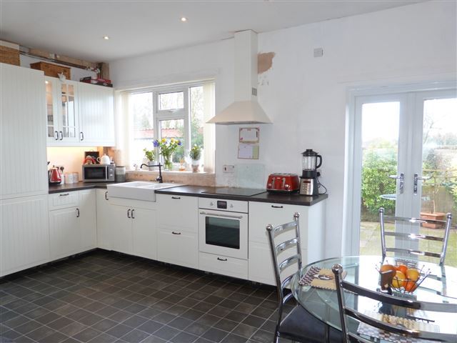  Image of 3 bedroom Semi-Detached house for sale in Holmes Chapel Road Somerford Congleton CW12 at Rose Cottages  Somerford, CW12 4SP