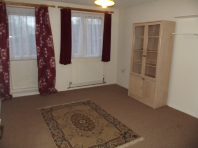  Image of 1 bedroom Apartment to rent in Tag Croft Ingol Preston PR2 at Tag Croft Ingol Preston, PR2 7AJ