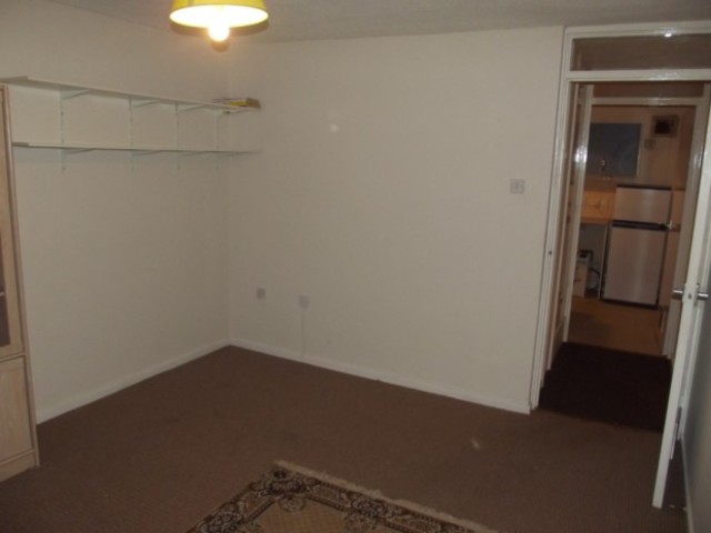 Image of 1 bedroom Apartment to rent in Tag Croft Ingol Preston PR2 at Tag Croft Ingol Preston, PR2 7AJ