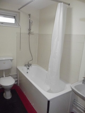  Image of 1 bedroom Apartment to rent in Tag Croft Ingol Preston PR2 at Tag Croft Ingol Preston, PR2 7AJ