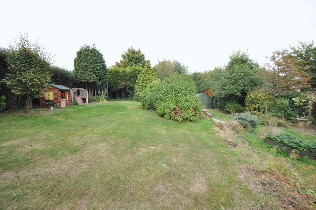  Image of 3 bedroom Detached house for sale in Main Street Stretton Burton-on-Trent DE13 at Main Street Stretton Burton-On-Trent, DE13 0EA