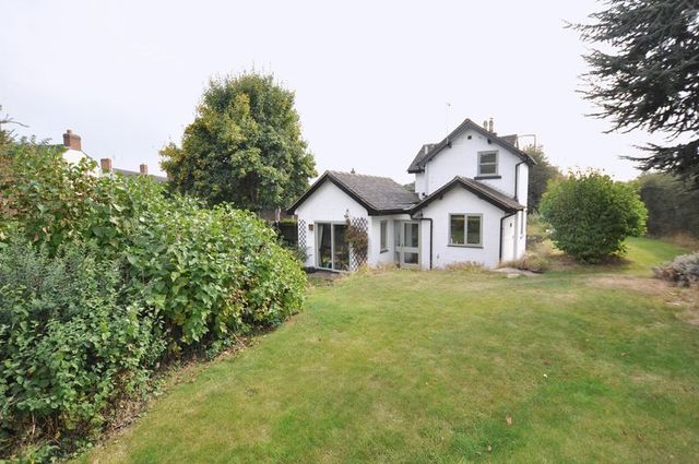  Image of 3 bedroom Detached house for sale in Main Street Stretton Burton-on-Trent DE13 at Main Street Stretton Burton-On-Trent, DE13 0EA
