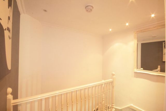  Image of 3 bedroom Flat for sale in Warstone Lane Hockley Birmingham B18 at Warstone Lane  Birmingham, B18 6HP