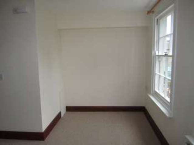  Image of 4 bedroom Cottage for sale in Bell Lane Lechlade GL7 at Riverside Mews Lechlade Gloucestershire, GL7 3AL