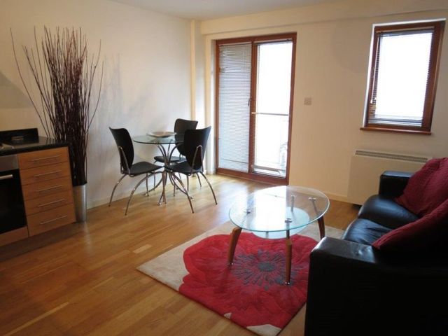  Image of 1 bedroom Apartment to rent in Corporation Street Manchester M4 at 109-113 Corporation Street  Manchester City, M4 4HB
