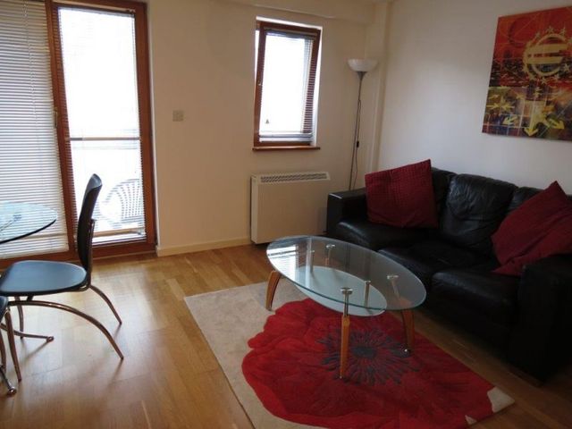  Image of 1 bedroom Apartment to rent in Corporation Street Manchester M4 at 109-113 Corporation Street  Manchester City, M4 4HB