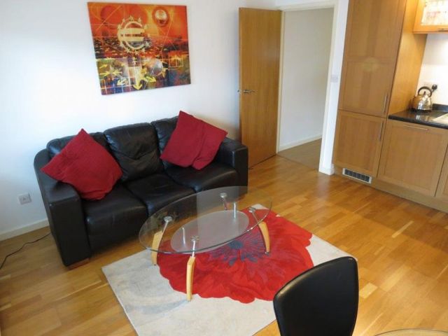  Image of 1 bedroom Apartment to rent in Corporation Street Manchester M4 at 109-113 Corporation Street  Manchester City, M4 4HB