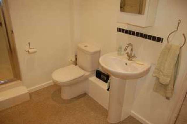  Image of 3 bedroom Property for sale in Front Cottages Withybed Green Alvechurch Birmingham B48 at Withybed Green Alvechurch BIRMINGHAM, B48 7RJ