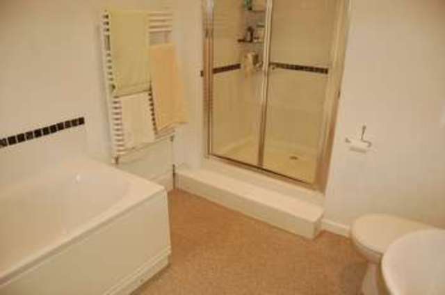  Image of 3 bedroom Property for sale in Front Cottages Withybed Green Alvechurch Birmingham B48 at Withybed Green Alvechurch BIRMINGHAM, B48 7RJ
