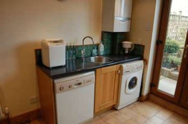  Image of 3 bedroom Property for sale in Front Cottages Withybed Green Alvechurch Birmingham B48 at Withybed Green Alvechurch BIRMINGHAM, B48 7RJ