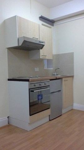  Image of Flat to rent in Burnside Road Becontree Dagenham RM8 at 0 BURNSIDE ROAD  CHADWELL HEATH, RM8 1XD