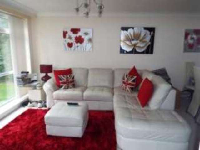  Image of 2 bedroom Flat for sale in The Avenue Westbourne Bournemouth BH13 at 1 The Avenue Poole Canford Cliffs, BH13 6BA
