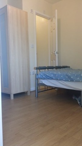  Image of Terraced house to rent in Burnham Road Dagenham RM9 at 15 BURNHAM ROAD BEECONTREE DAGENHAM, RM9 4RB