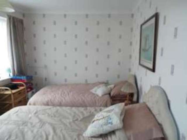  Image of 2 bedroom Flat for sale in Marlborough Road Westbourne Bournemouth BH4 at 29 Marlborough Road Bournemouth Westbourne, BH4 8DF