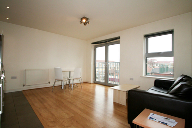  Image of 1 bedroom Apartment for sale in Devons Road London E3 at 302 Devons Road  London, E3 3PN