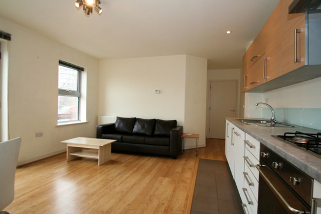  Image of 1 bedroom Apartment for sale in Devons Road London E3 at 302 Devons Road  London, E3 3PN