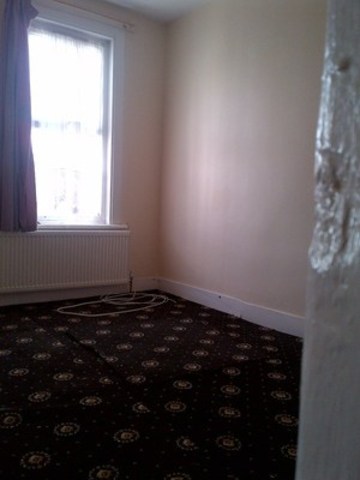  Image of 2 bedroom Terraced house to rent in Balfour Road Ilford IG1 at 3020 BALFOUR ROAD  ILFORD, IG1 4HZ