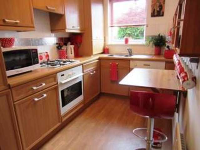  Image of 2 bedroom Flat for sale in Titwood Road Glasgow G41 at Titwood Road  Shawlands, G41 2DG