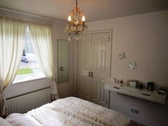 Image of 2 bedroom Flat for sale in Titwood Road Glasgow G41 at Titwood Road  Shawlands, G41 2DG