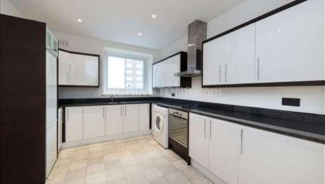  Image of 2 bedroom Apartment to rent in Park Road London NW8 at Park Road St John`s Wood London, NW8 7HY