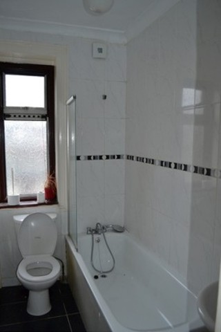  Image of 4 bedroom Semi-Detached house to rent in Aberdour Road Goodmayes Ilford IG3 at Aberdour Road  Goodmayes, IG3 9SA