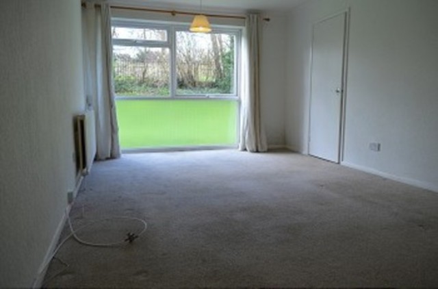  Image of 1 bedroom Flat to rent in Adamsrill Close Enfield EN1 at Adamsrill Close  Bush Hill Park, EN1 2BP