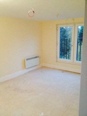  Image of 4 bedroom Ground Flat to rent in Green Lane Ilford IG3 at AIRTHIE ROAD GOODMAYES ILFORD, IG3 9RY