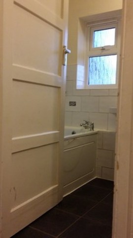  Image of 3 bedroom Flat to rent in Aldborough Road North Ilford IG2 at ALDBOROUGH COURT ALDBOROUGH ROAD NORTH NEWBURY PARK, IG2 7ST