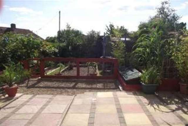  Image of 2 bedroom Detached house to rent in Aldermoor Avenue Southampton SO16 at Southampton, SO16 5HA