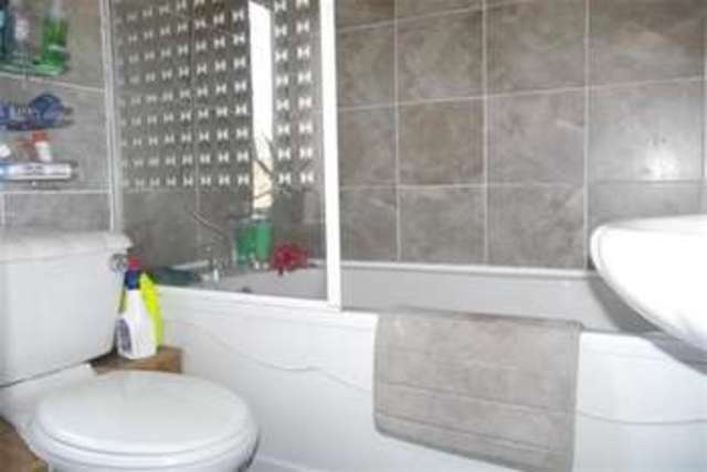  Image of 2 bedroom Detached house to rent in Aldermoor Avenue Southampton SO16 at Southampton, SO16 5HA