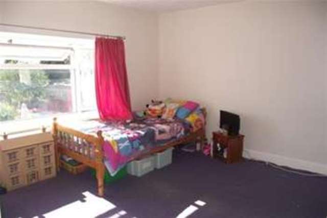  Image of 2 bedroom Detached house to rent in Aldermoor Avenue Southampton SO16 at Southampton, SO16 5HA
