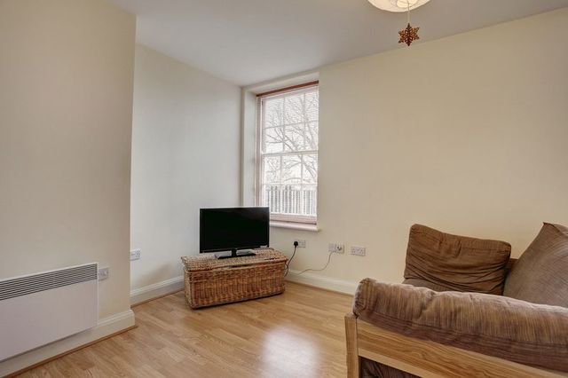  Image of 2 bedroom Flat for sale in Thomas Wyatt Close Norwich NR2 at Thomas Wyatt Close  Norwich, NR2 2TP