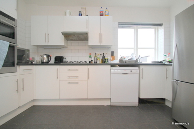  Image of 4 bedroom Town House for sale in Alphabet Square London E3 at Alphabet Square  Devons Road, E3 3RT